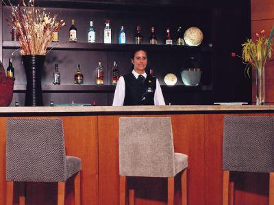 Hotel Nh Florida 4*